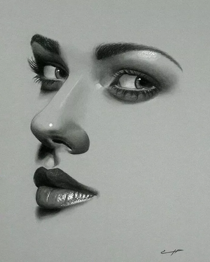 女性的五官素描,这高光真是灵魂之笔啊