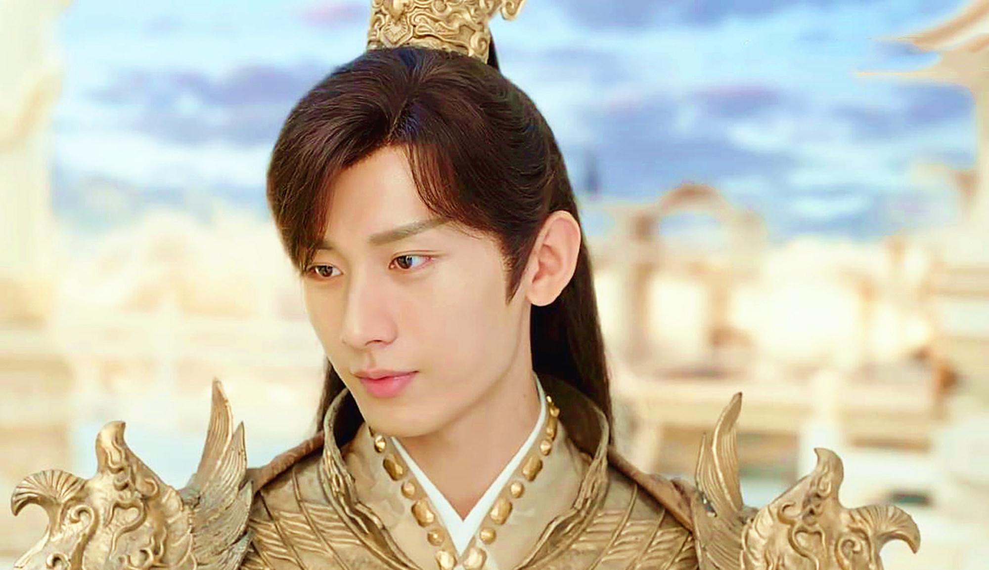 琉璃美人煞:羲玄是金赤神鸟,司凤也是,妖王和离泽宫什么关系?