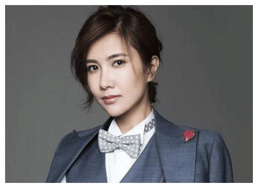 插刀门8年后42岁印小天靠金鸡奖翻身边潇潇如今怎样了