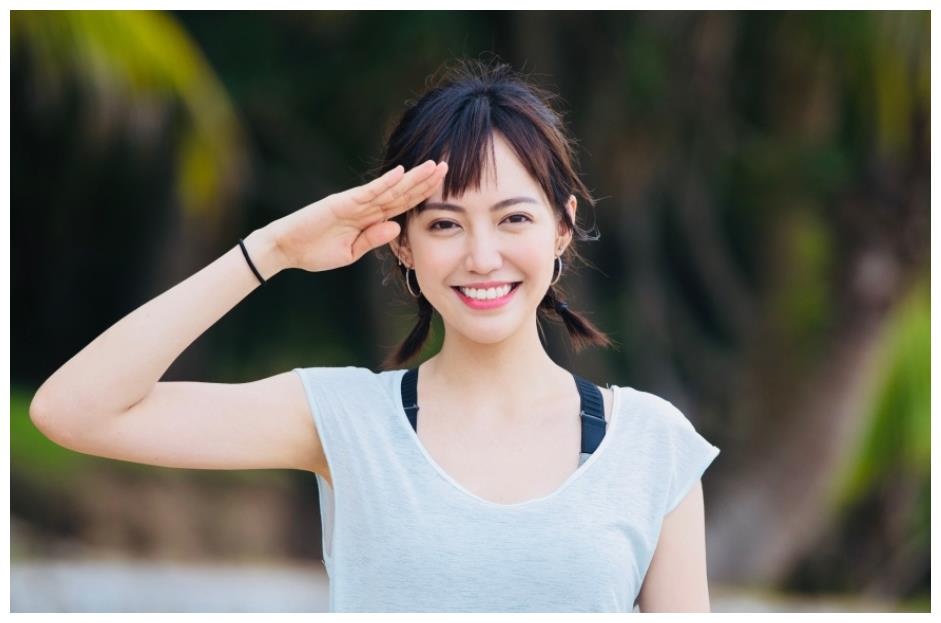 拍,完美继承父亲基因,不愧是最美星二代|沈月|焦曼婷|焦恩俊_新浪新闻