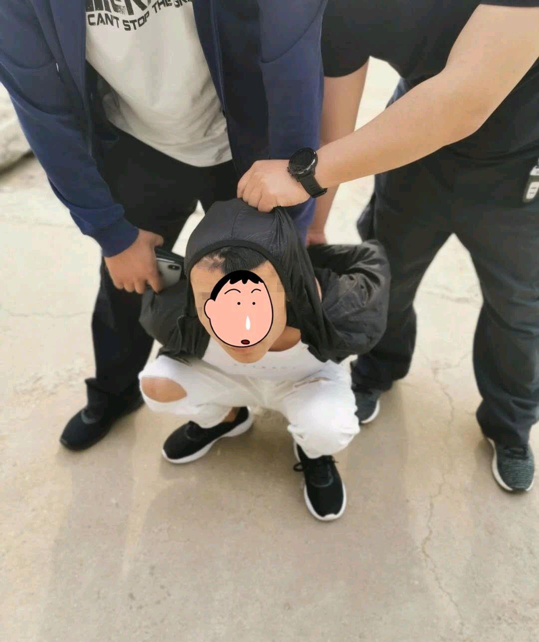 假警察专门敲诈真嫖客 屡次得手终被抓