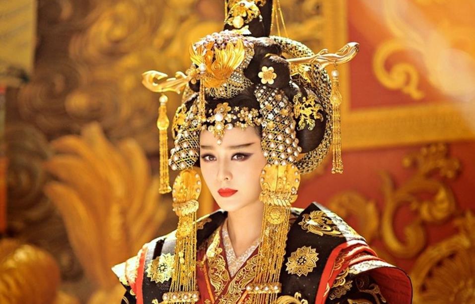 67岁登基的女皇帝,82岁发动政变,让大唐重回巅峰