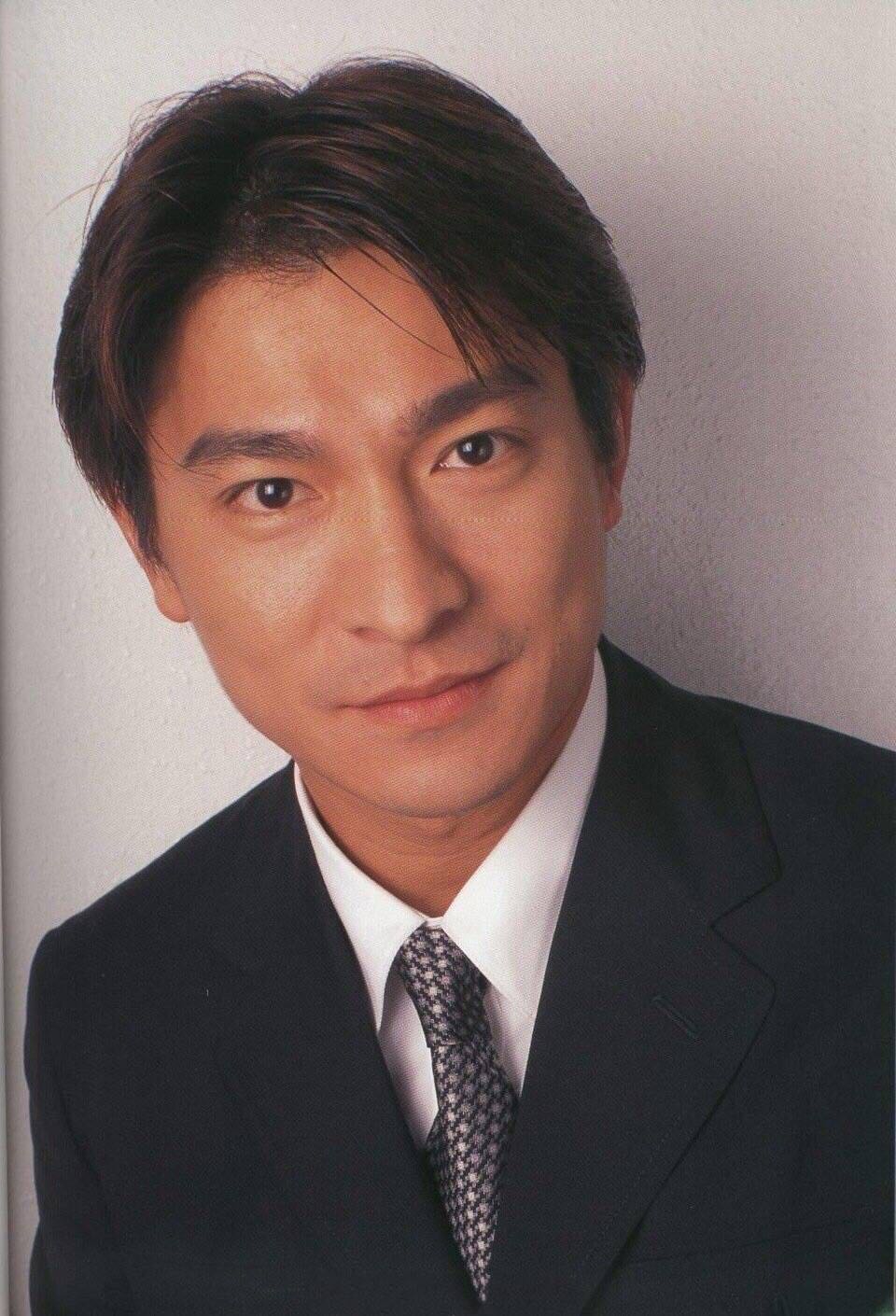 刘德华59岁生日举行线上歌会六百多万人围观还是那么帅