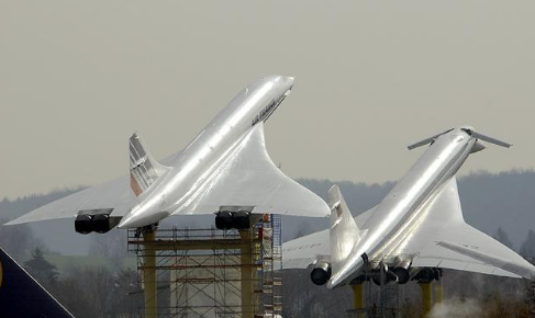 同为超音速客机,苏联图-144为何不像英法协和式那样成功?