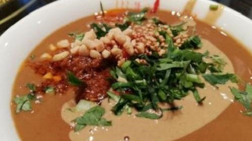 吃火锅时,调这几种蘸料的都是聪明人,老板一看就知是行家!休闲区蓝鸢梦想 - Www.slyday.coM 吃火锅时,调这几种蘸料的都是聪明人,老板一看就知是行家!休闲区蓝鸢梦想 - Www.slyday.coM