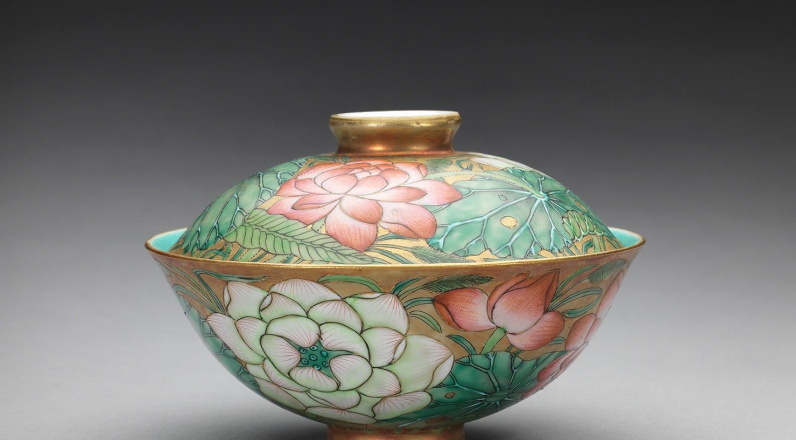 康雍乾三朝都如何在瓷器上 把花留住