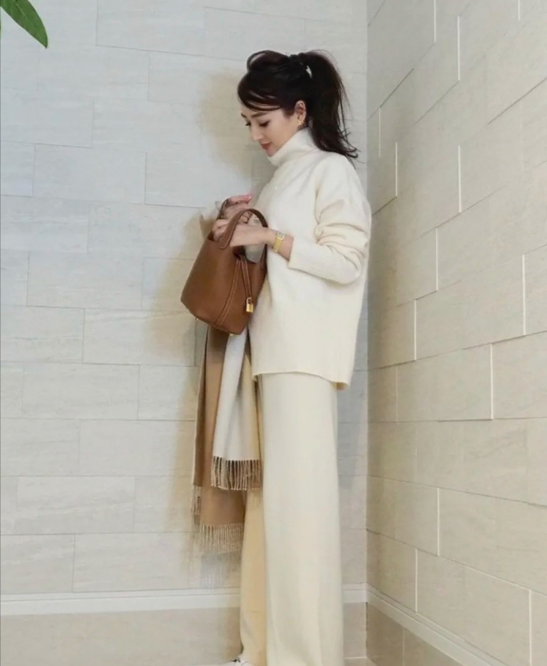 身材娇小的中年女人，学学<a href=