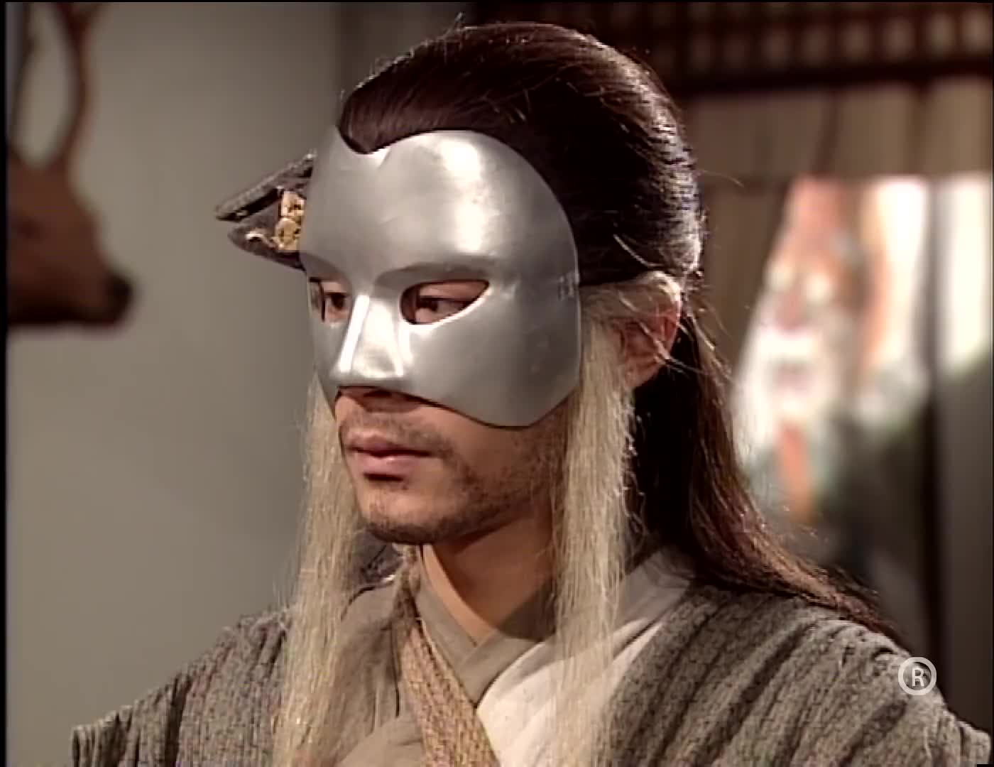 神雕:杨过送襄儿三根银针,襄儿用第一针,想见杨过真面目