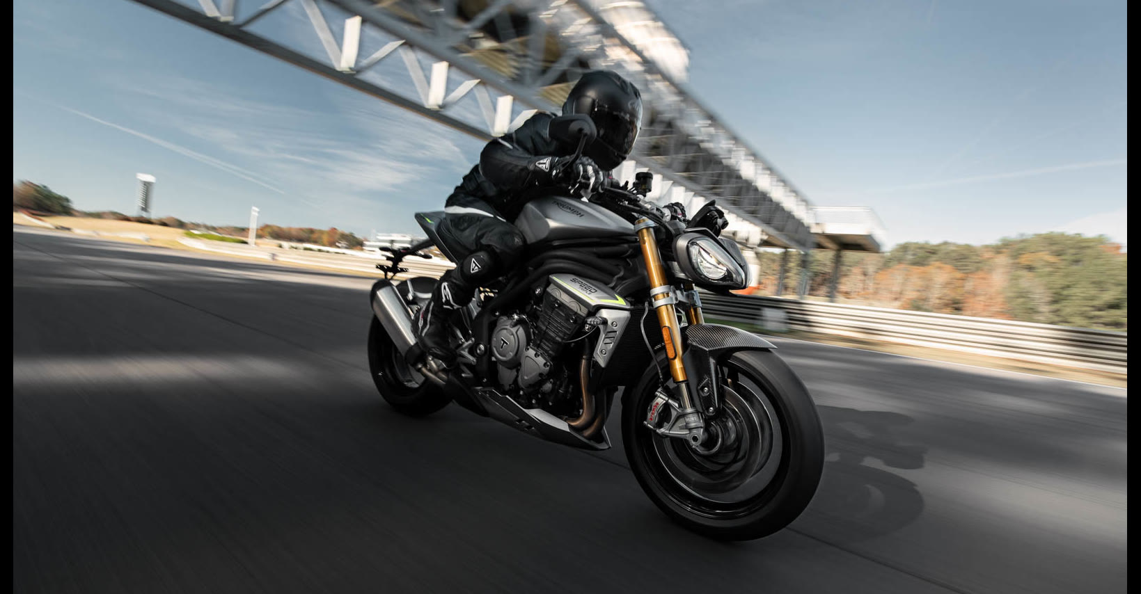 复古与性能同时兼具,凯旋1200 rs实车展示