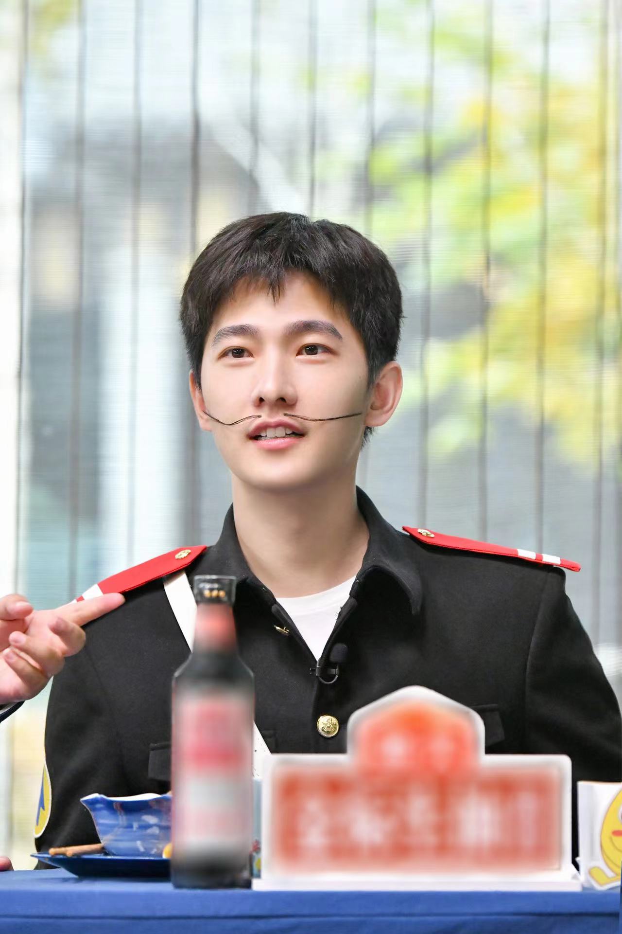 杨洋青春环游记3完美还原黑猫警长卧底游戏笑料百出