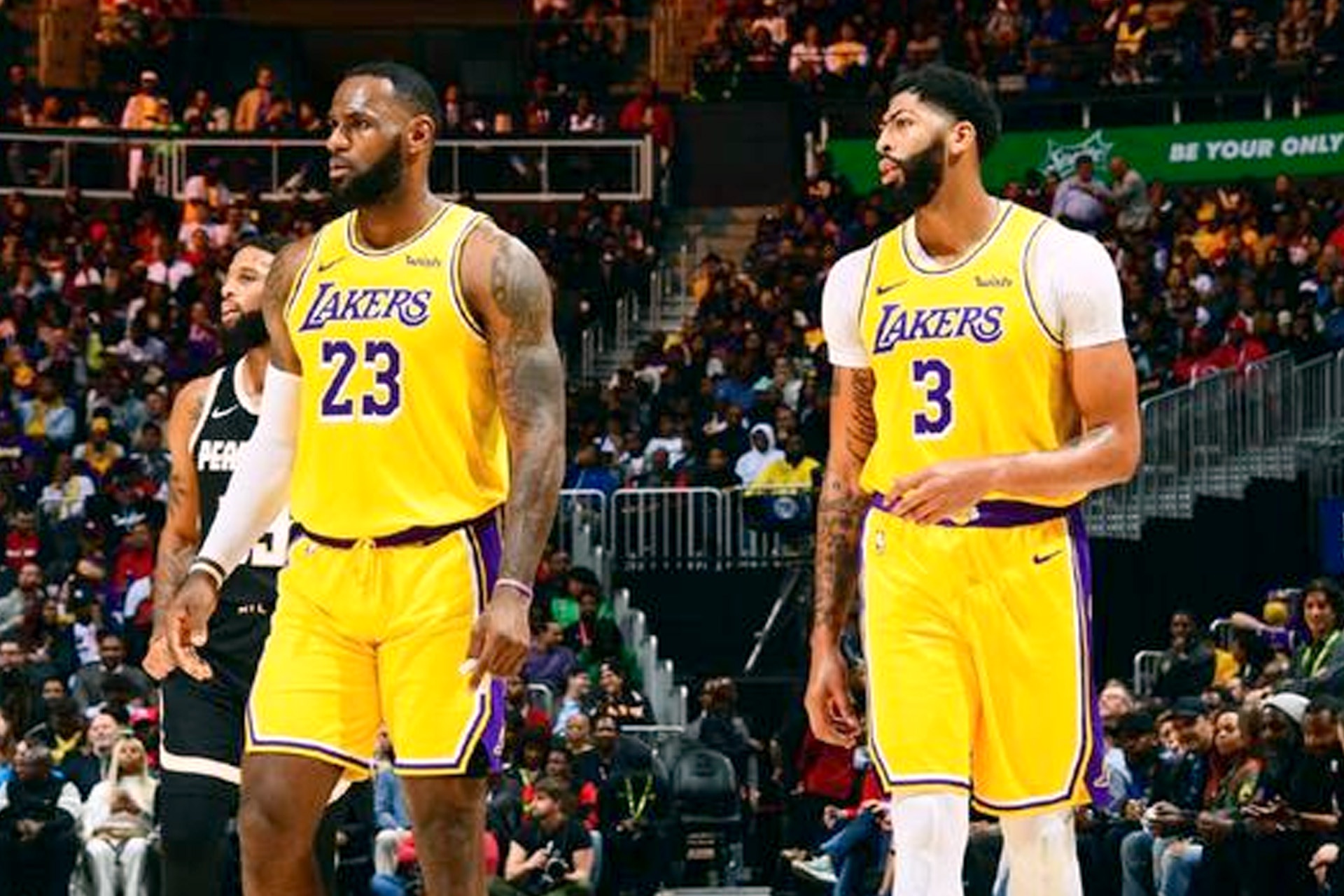 在湖人以浓眉 詹姆斯为主的夺冠阵容里,库兹马根本无望留队!