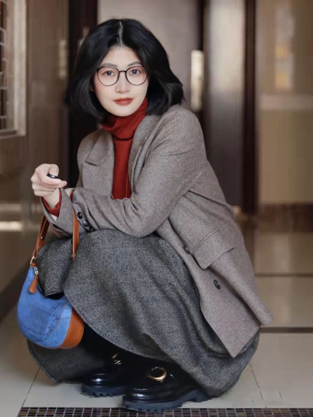 40岁的中年女人日常穿搭,需要避开4款鞋子,选对了更有助于搭配__财经