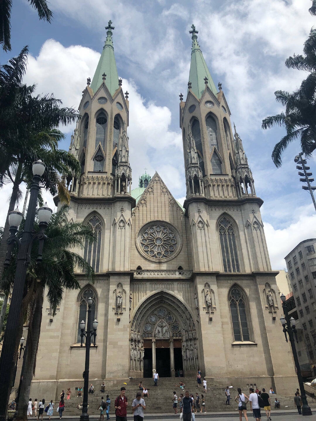 游览 南美 巴西 圣保罗 圣保罗大教堂 世界第四大哥特式主座教堂