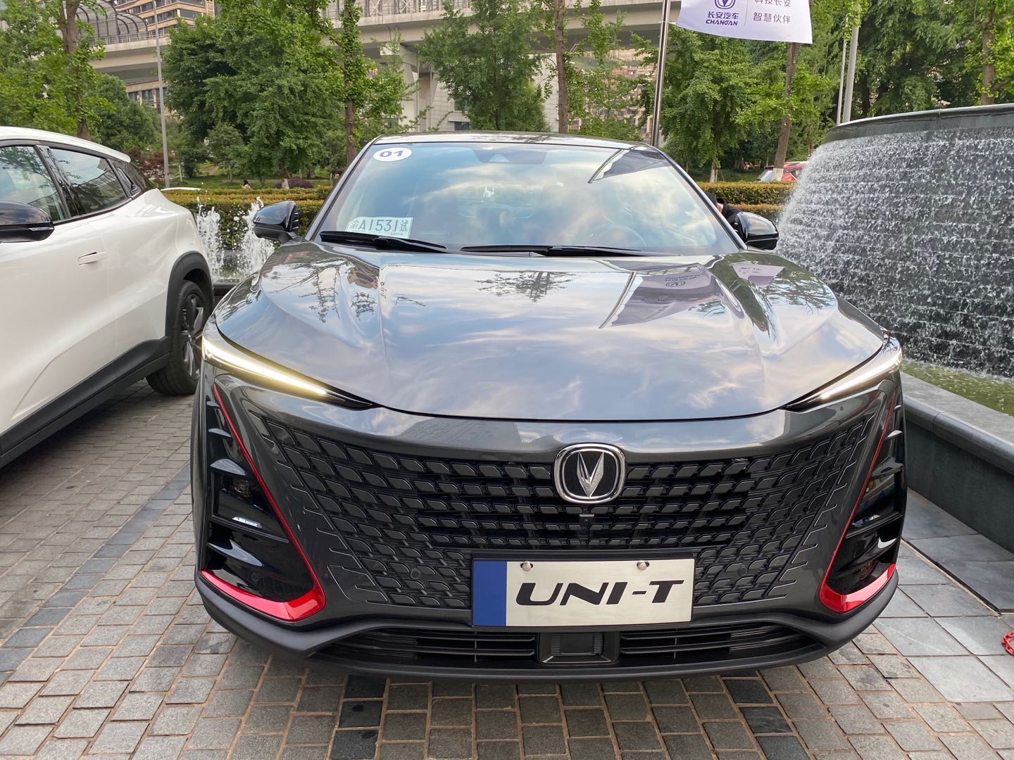 抢先实拍长安uni-t,哪个车身颜色最吸引?_高清图集_新浪网