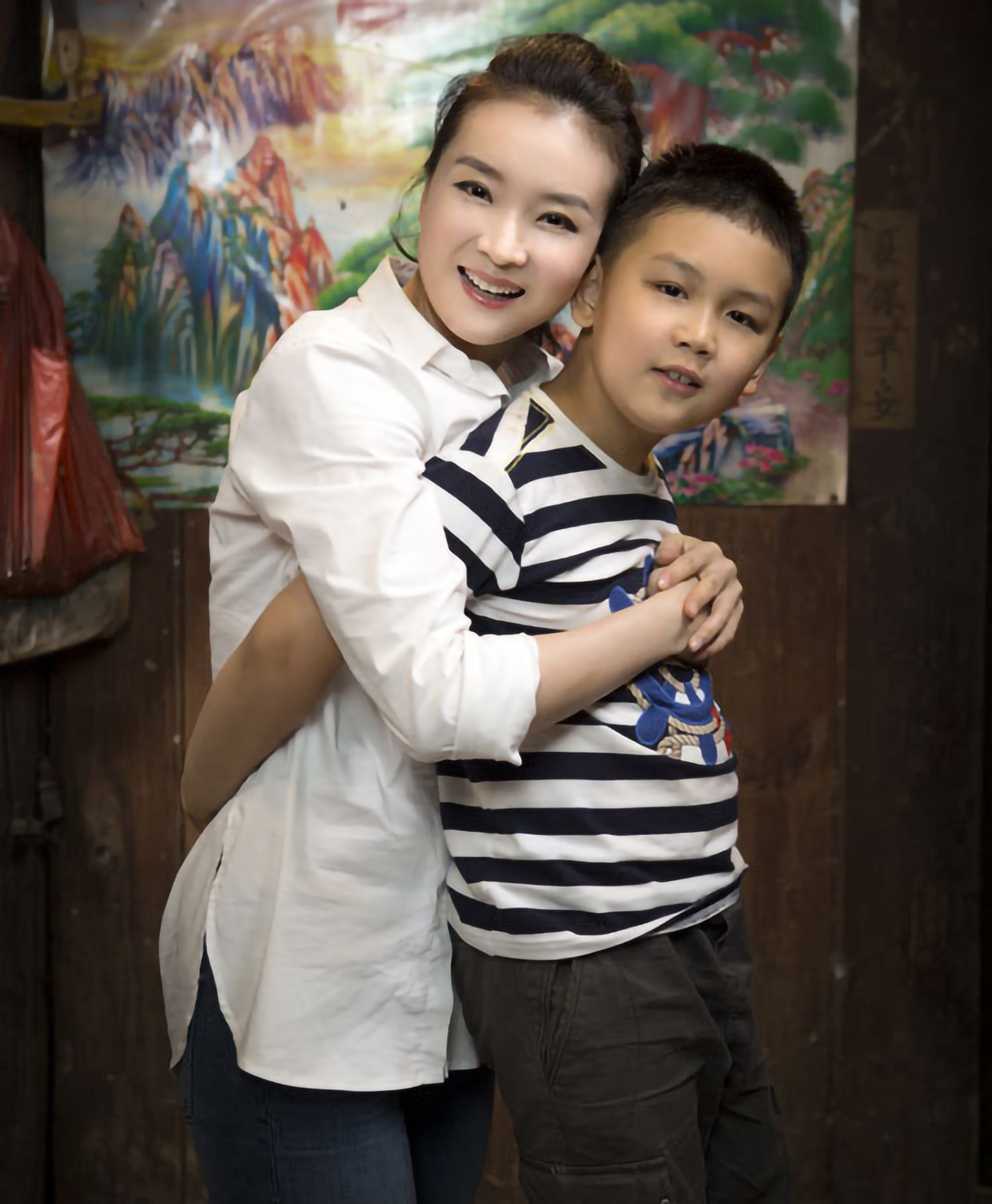 王艳家被证实在故宫旁社牛儿子球球再度走红小霸总金句不断