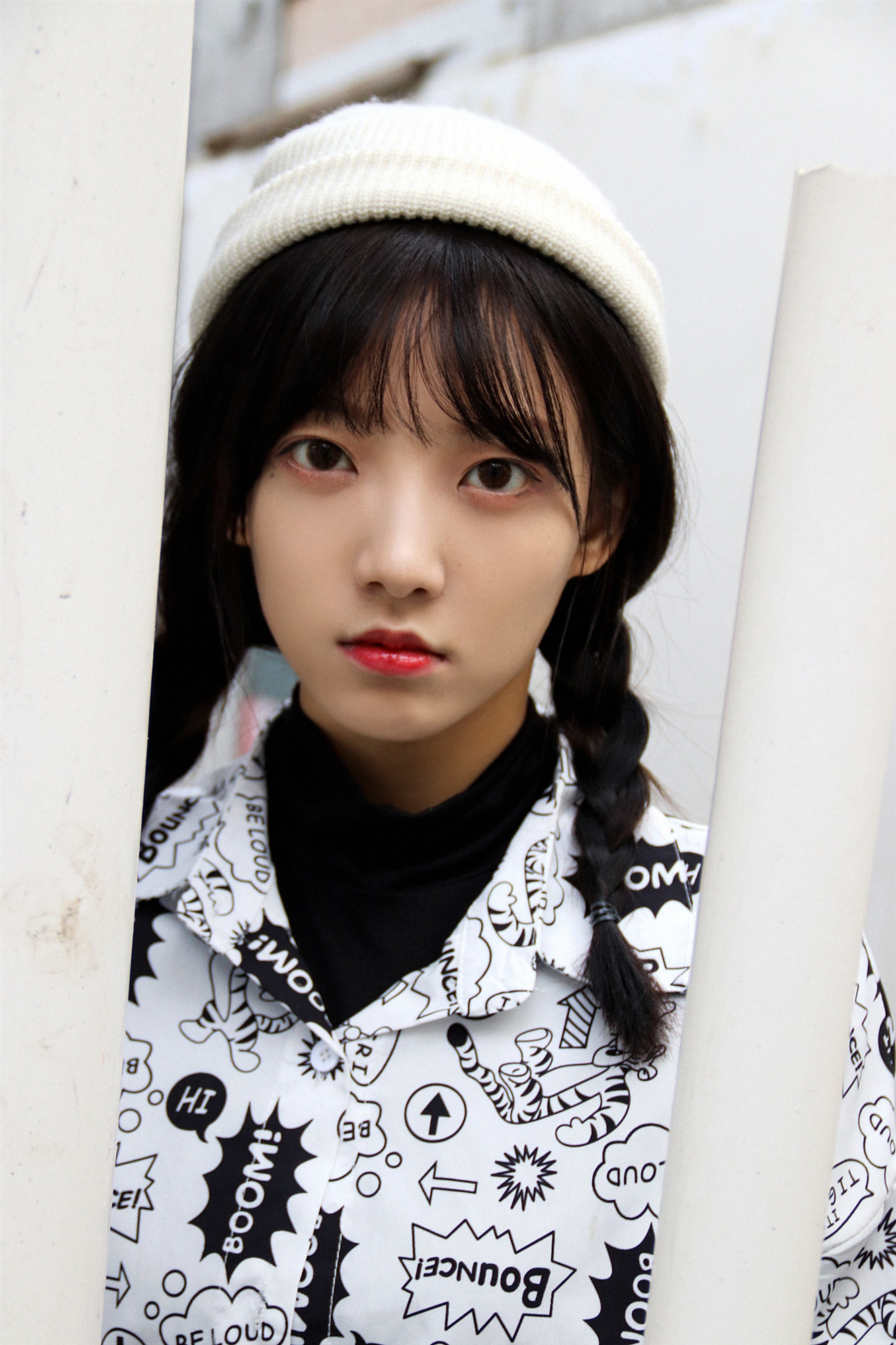 大侠卢小鱼之夕阳红战队热播范薇变身行走的表情包