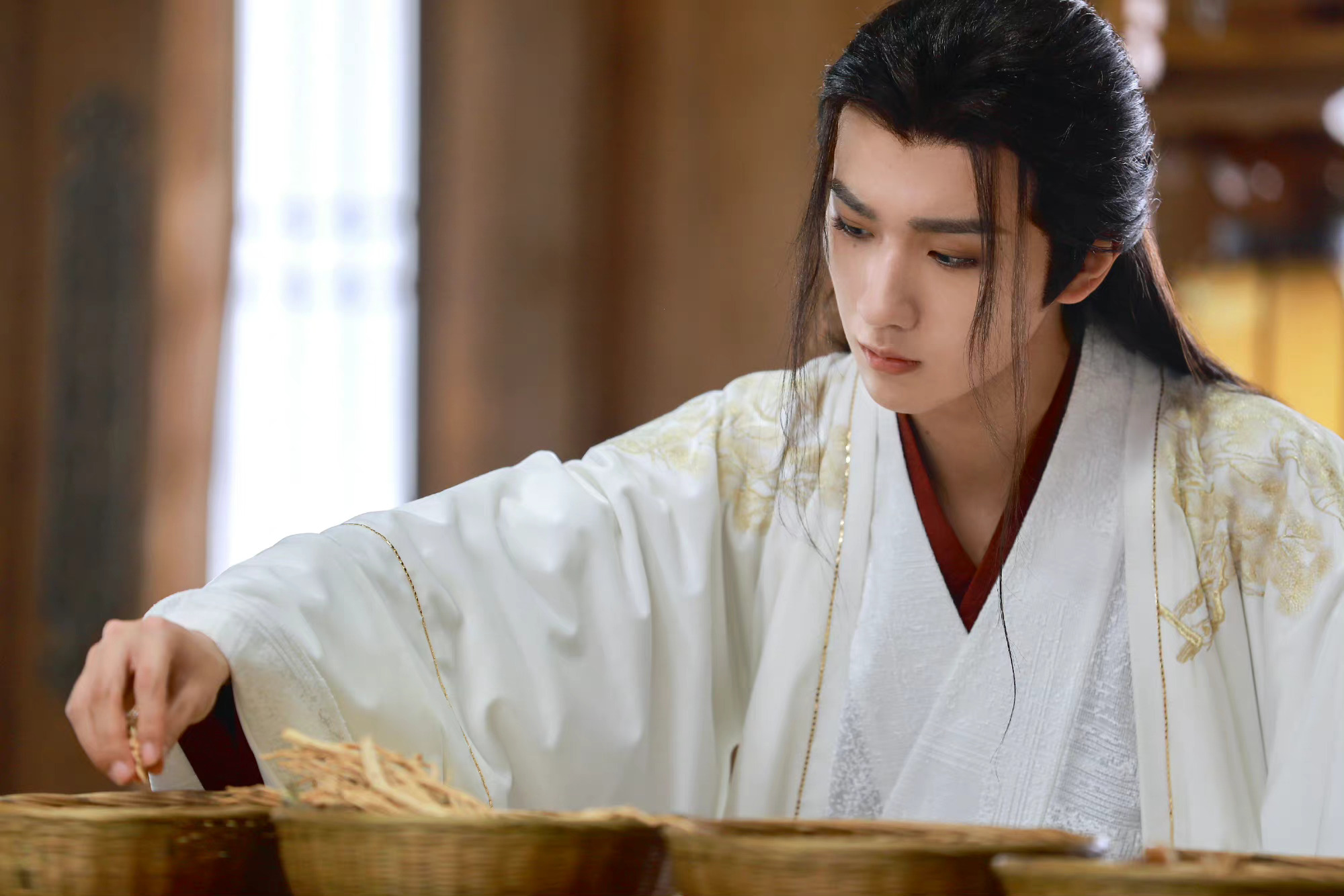 李宏毅最新剧照!优秀的演员,用角色证明自己,实力与颜值并存