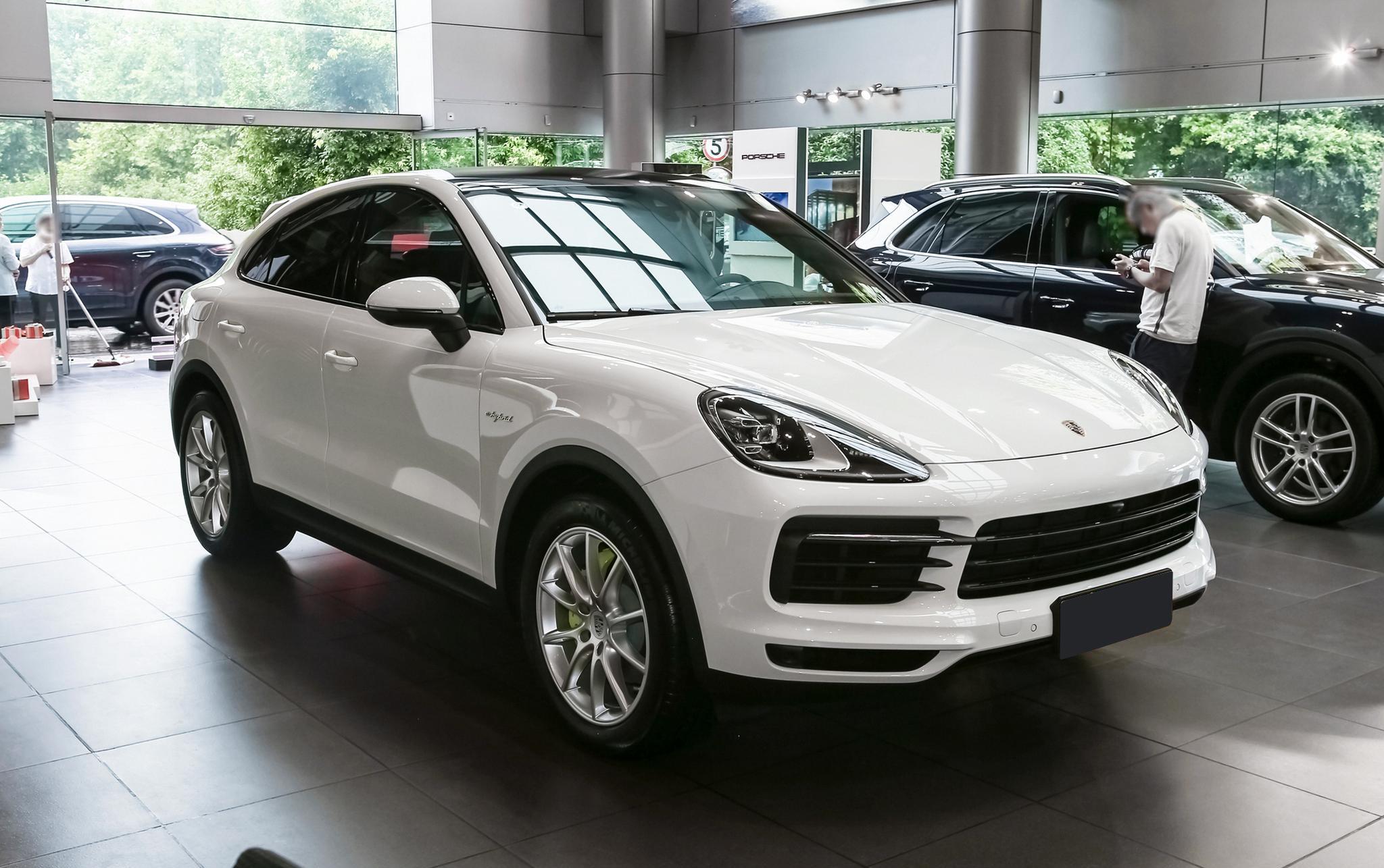 抢先看2021款保时捷卡宴e-hybrid国内正式上市