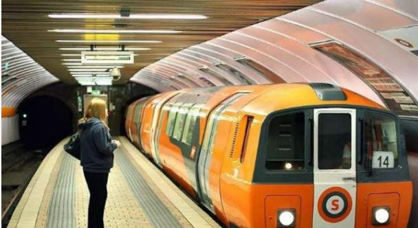 德国游客评价各国地铁:日本干净,英国复古,中国用这2个字概括