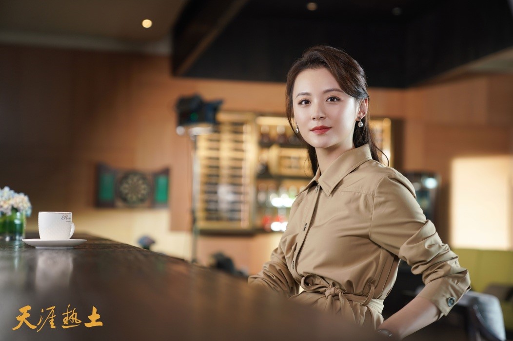 《天涯热土》央视热播 毛林林诚挚演绎爱国海归