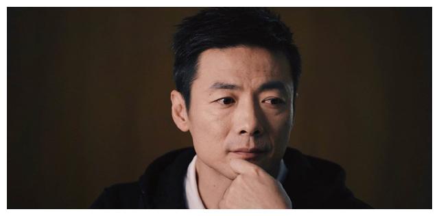 北电96级的佛系班长,演技精湛会导演,老婆靠《我就是演员》走红