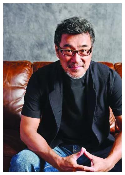 朴树的平凡之路和李宗盛的山丘到底哪首才是人生真相