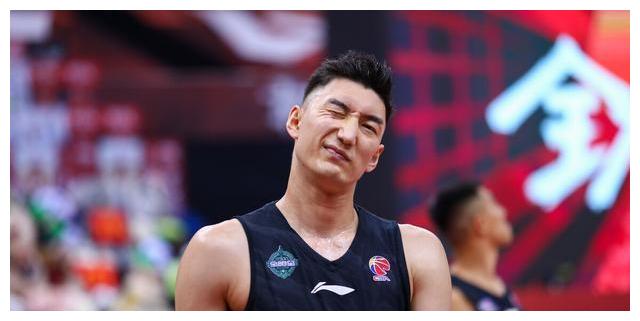 选中的状元区俊炫签的是一份2年的a2新秀合同,周彦旭是a1的新秀合同