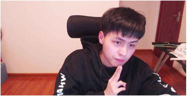 斗鱼九日是他的真名吗九日为什么会欠虎牙钱