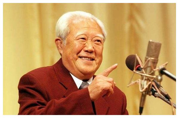 洋闹成疯魔的李丁也会正经说相声新文哏相声彻底颠覆三观