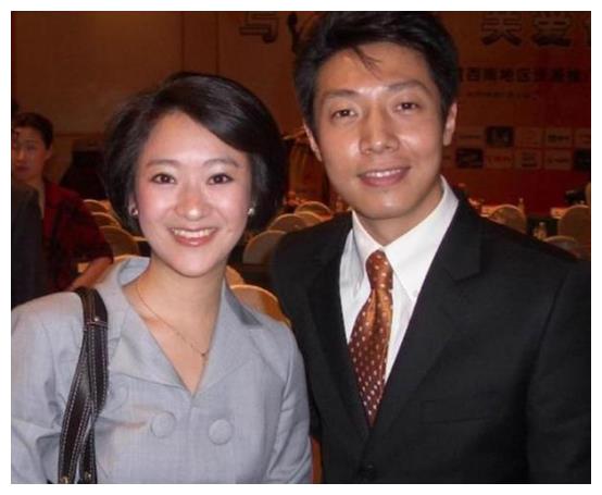 撒贝宁妹妹至今未婚,看到撒贝娜照片后,网友:一般人不敢娶