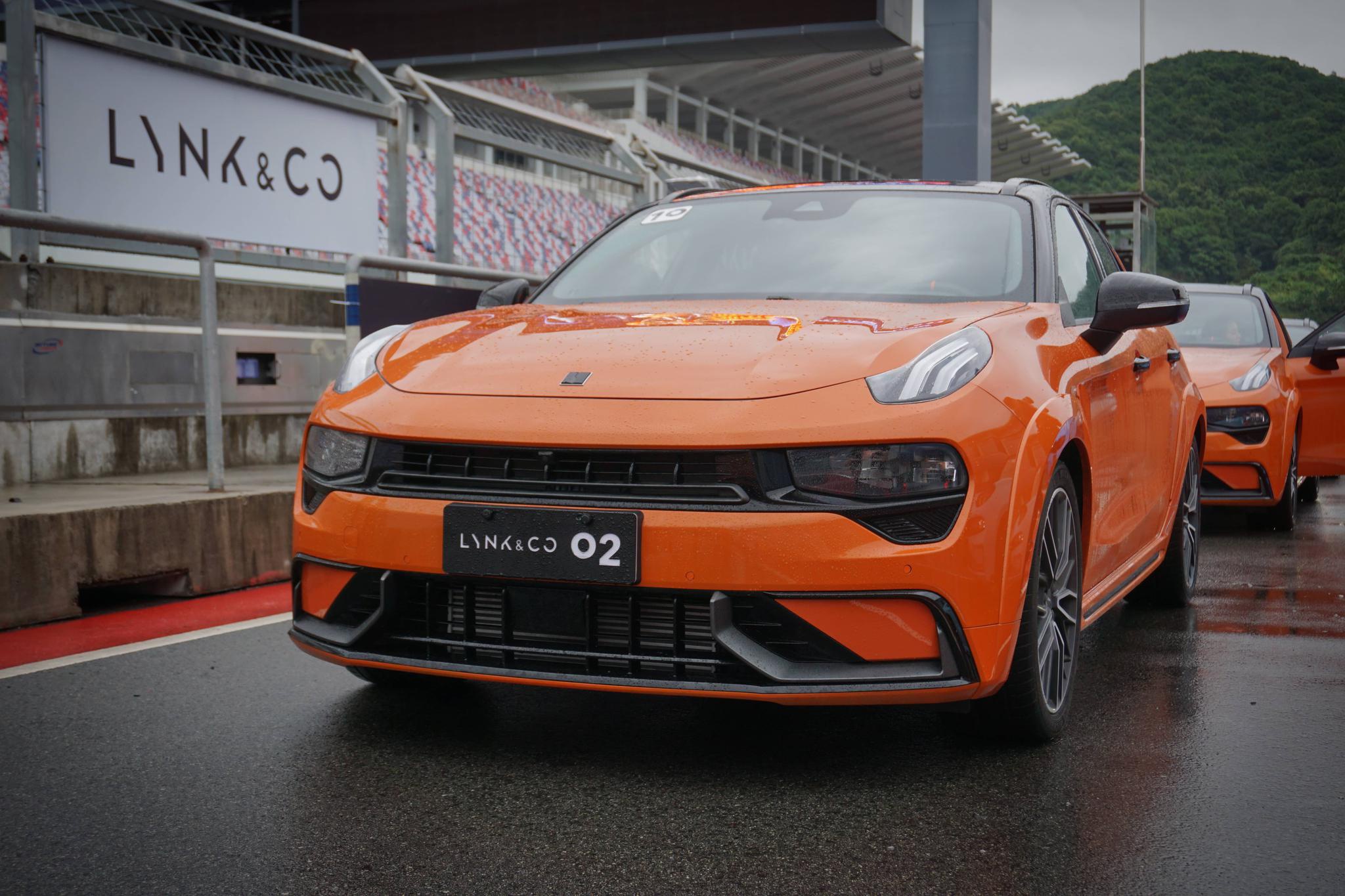 运动行!领克02 hatchback