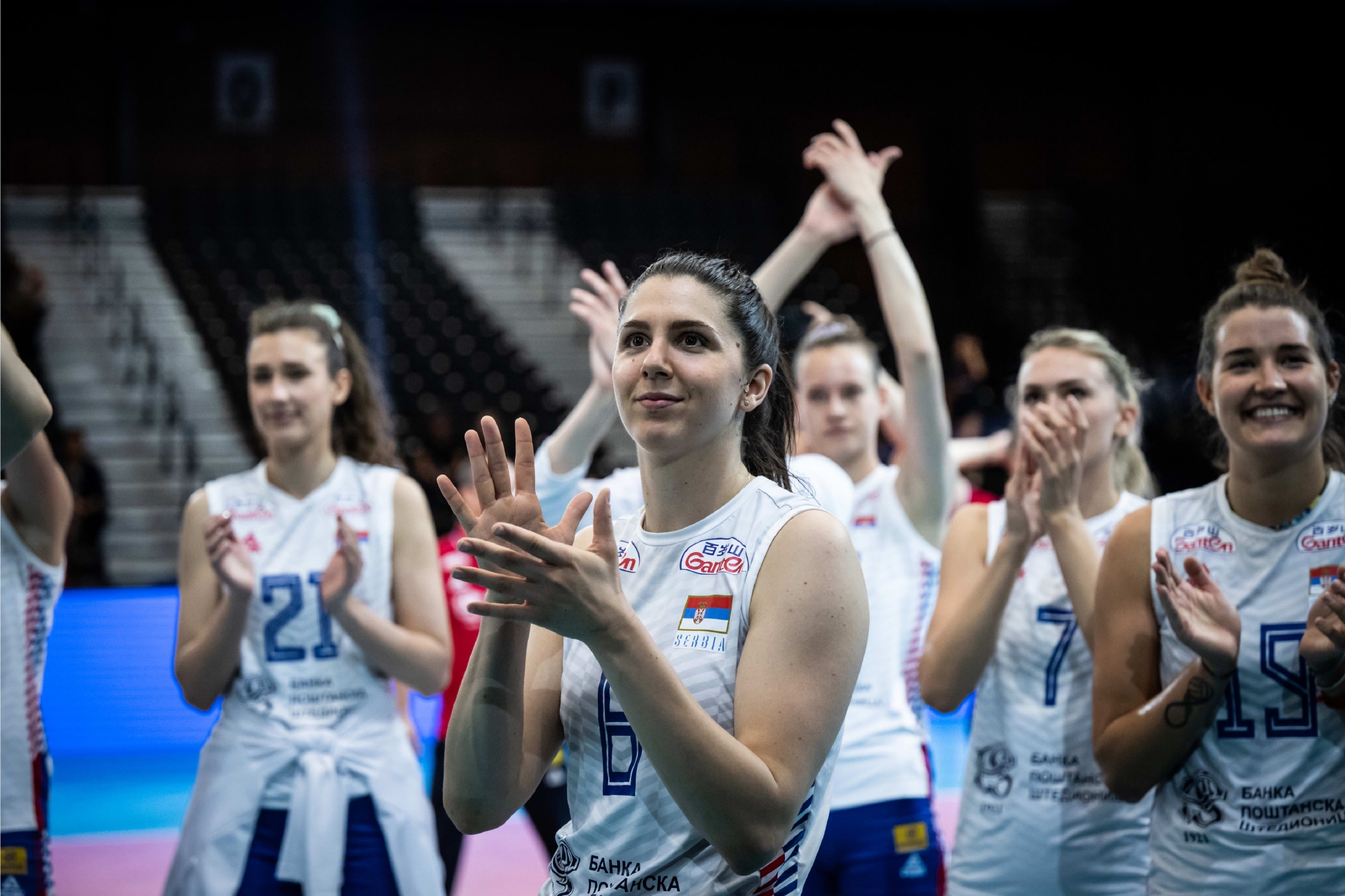 美国女排30塞尔维亚技术统计丢了金牌的奥运最佳二传回归主打