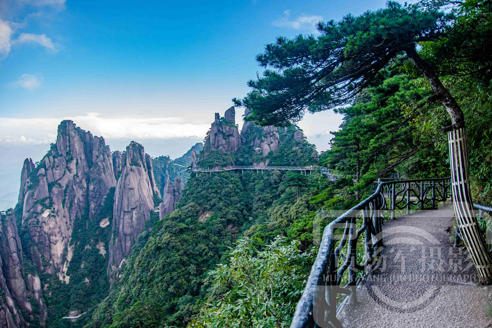 中国最低调的名山,是江西第一个世界自然遗产,风景秀丽山水如画