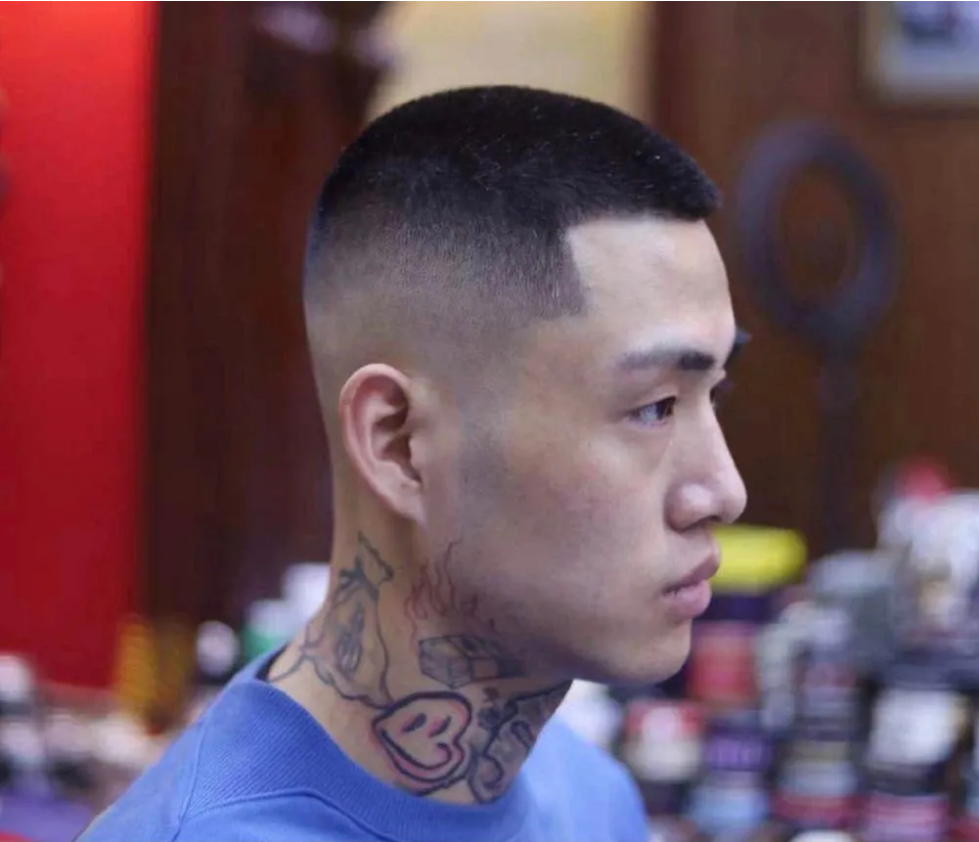 18到28岁男士看看这16款发型款款都很帅气