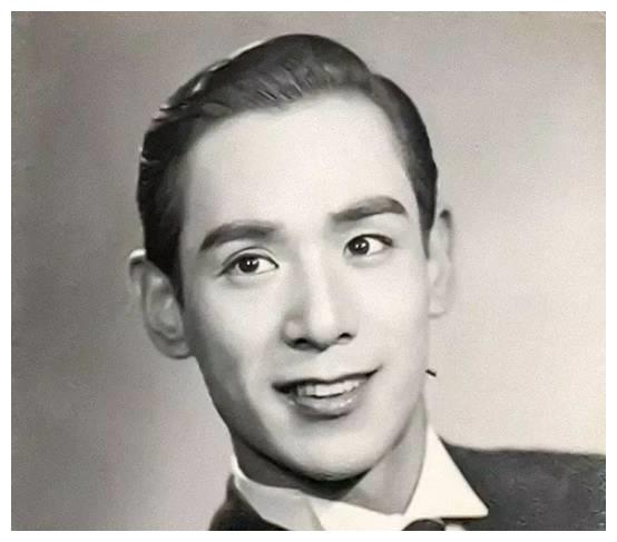 而鲍方的孩子们也很优秀,他的女儿和他一样是位演员,才获得过金像奖