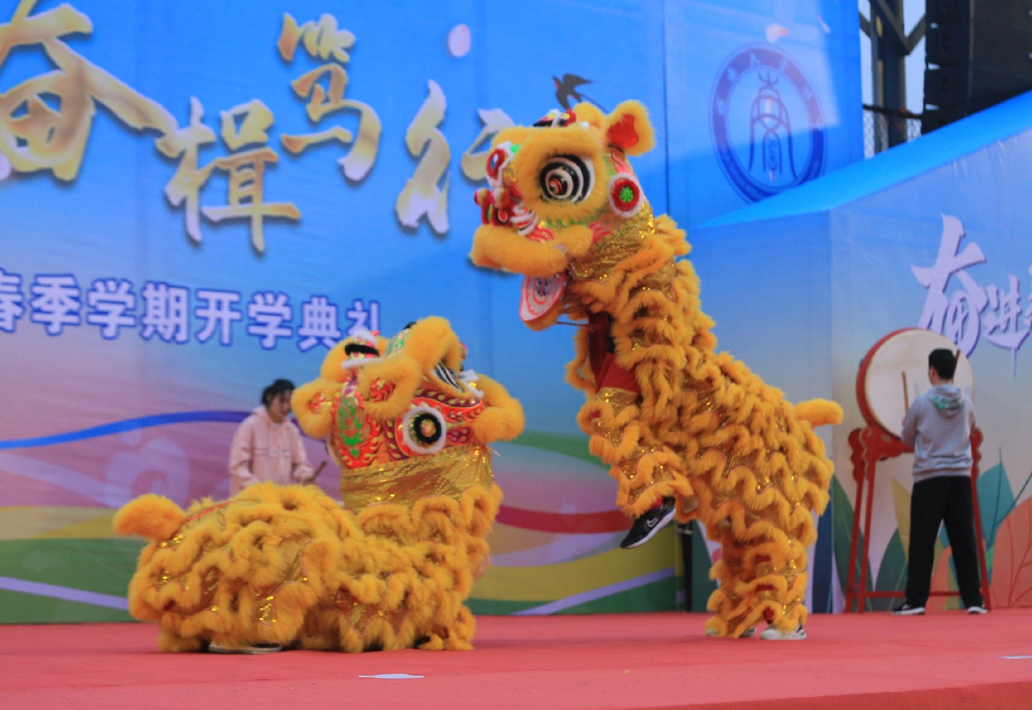 坚定自我理想 成就非凡人生——西大附中召开春季学期开学典礼|开学典礼|附中|欧健_新浪新闻 坚定自我理想 成就非凡人生——西大附中召开春季学期开学典礼|开学典礼|附中|欧健_新浪新闻