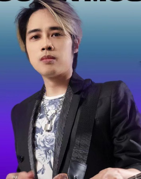 歌手tank发新歌宣告复出曾因心脏病退出歌坛因女儿重回歌坛