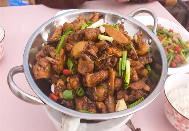 有了这套香料配方想吃干锅鸡鸭不求人在家就能做的美味