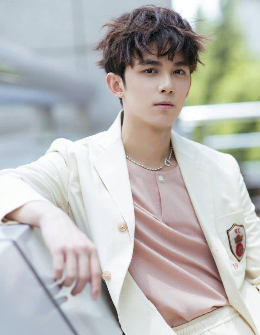 2021最新十大男明星排行榜,你家爱豆上榜了吗?