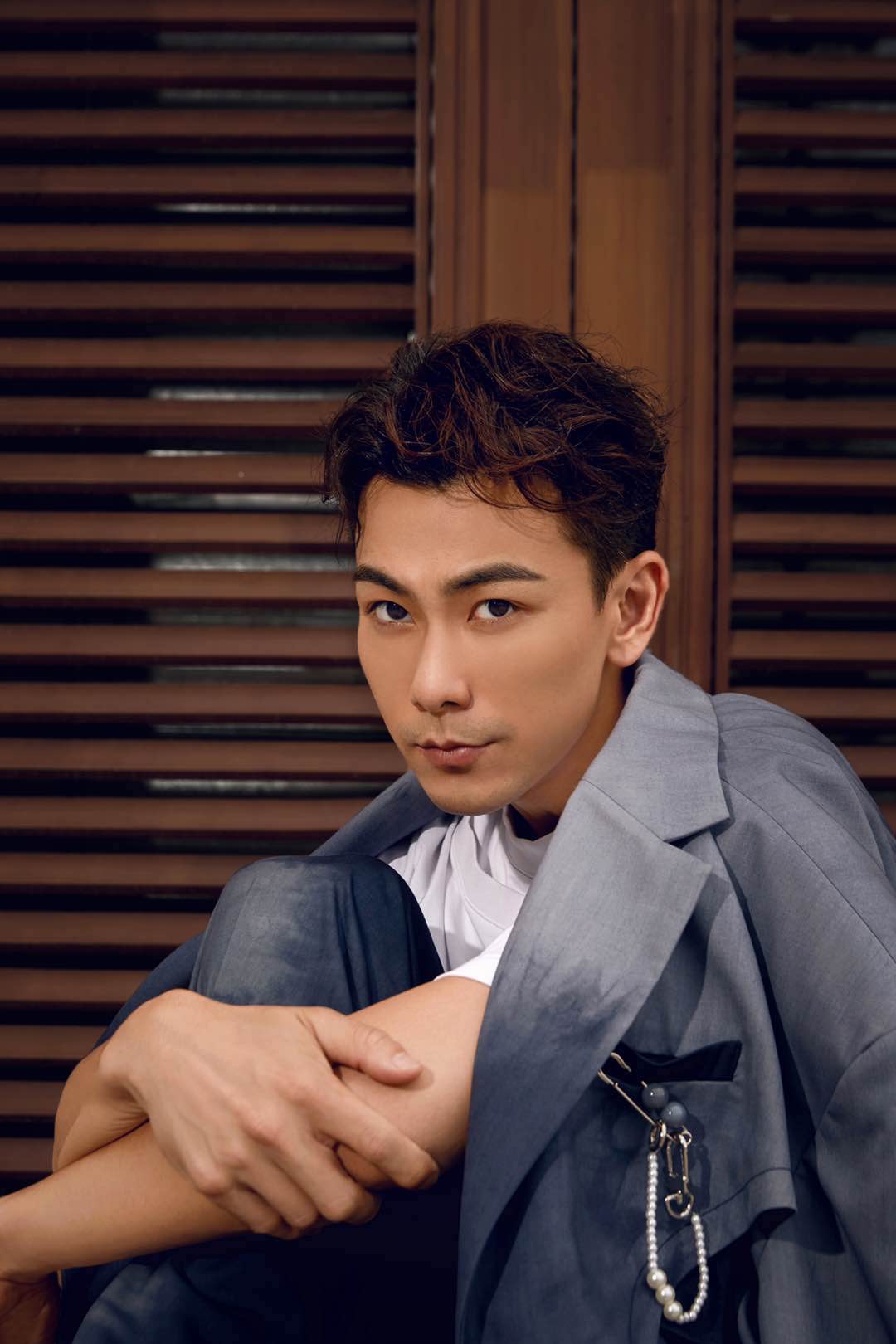 防腐男神戴向宇出席活动商业价值飙升与郭麒麟赘婿热拍中