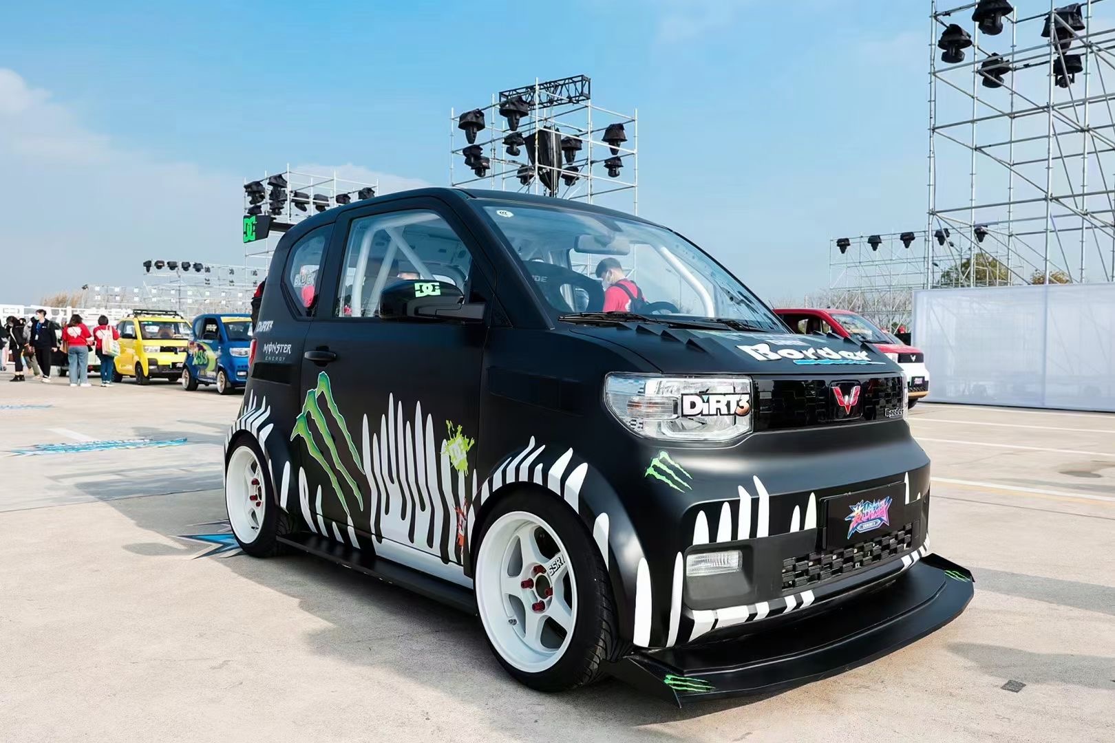 大人们的乐园改装自己的车