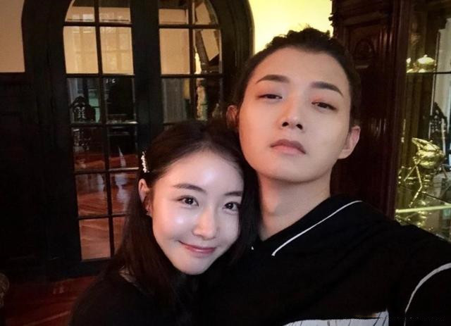 反转？前女友陈露因涉嫌敲诈勒索被捕！霍尊回应了休闲区蓝鸢梦想 - Www.slyday.coM