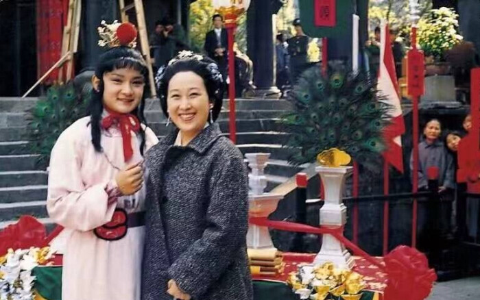 87版红楼梦幕后花絮宝黛读西厢的拍摄背景原来是这样的