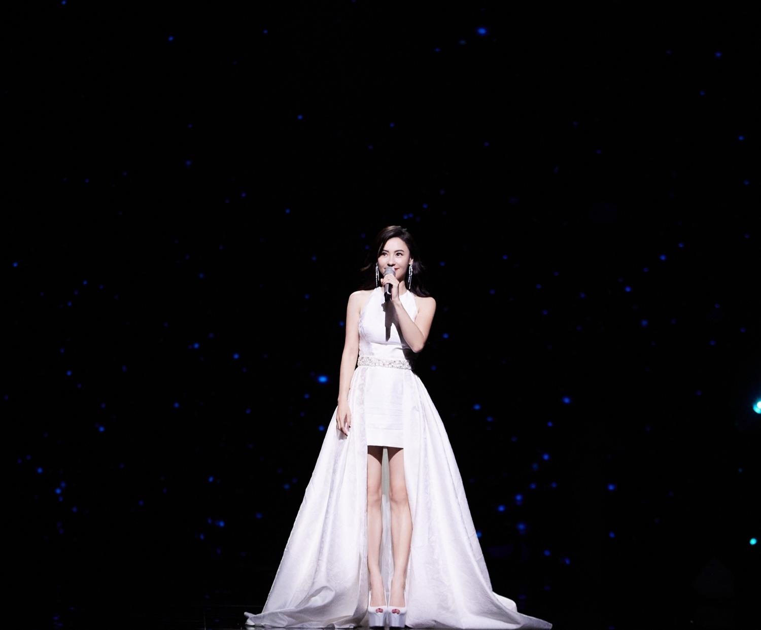 “王鸥和她的六个声乐导师”？《浪姐2》成团夜，谁是意难平？休闲区蓝鸢梦想 - Www.slyday.coM