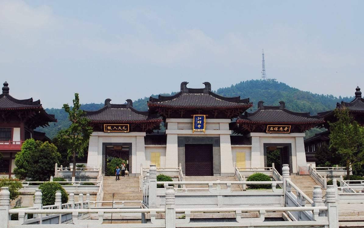 这座寺庙就是弘愿寺.