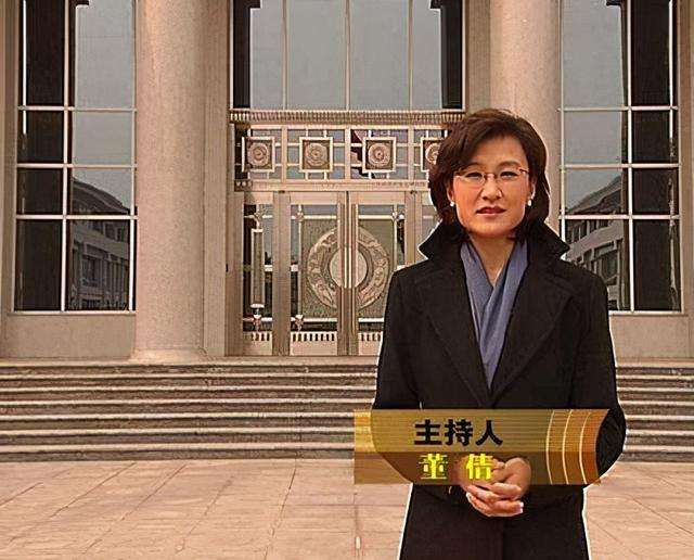 央视主持王世林:出镜28年从不化妆,妻子原来是我们熟悉的她