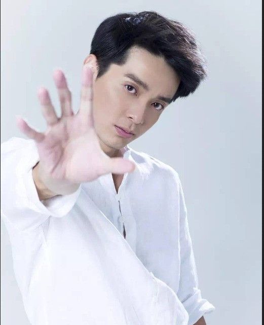 刘智扬:实力派演员,拥有超高的演技,颜值高气质非凡,帅极了!