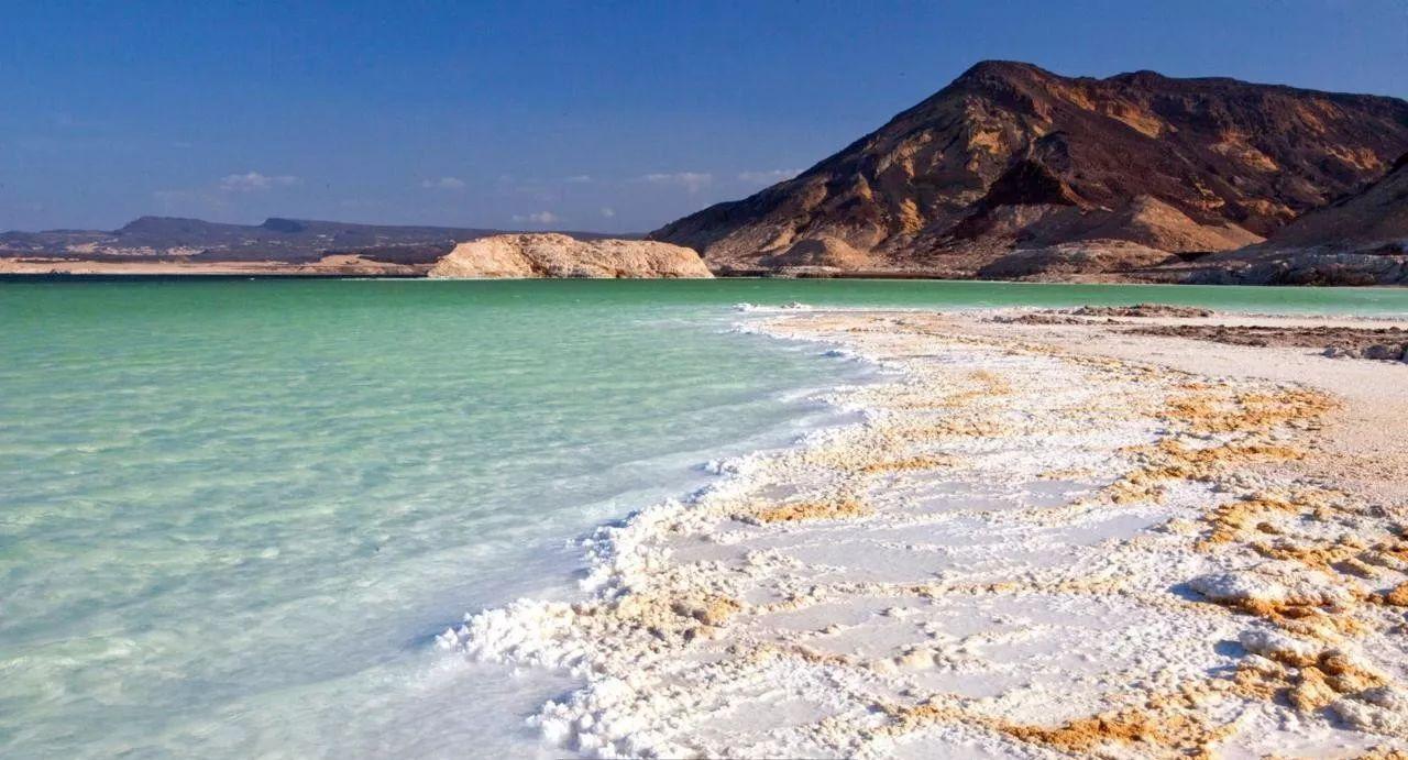 非洲最咸的湖泊, 比死海还咸, 位居世界第二, 在海平面以下157米_高清