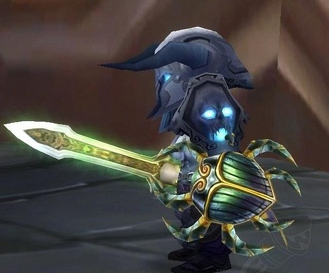 主要是因为打双子出了其拉帝王武器,其中有法师出价到5000,再来小德