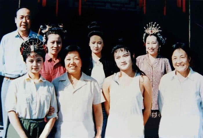 87版红楼梦幕后花絮宝黛读西厢的拍摄背景原来是这样的